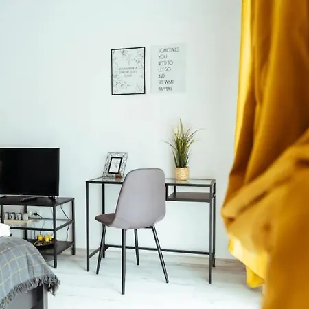 Central Lime Apartment *