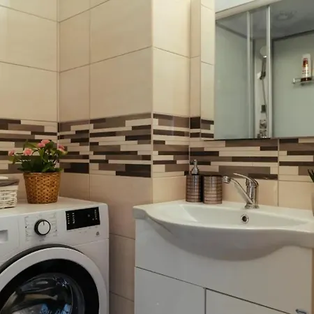 Lime Apartment